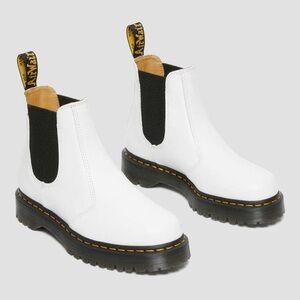Dr.Martens 2976 Chelsea women’s Boots size 8 new no box